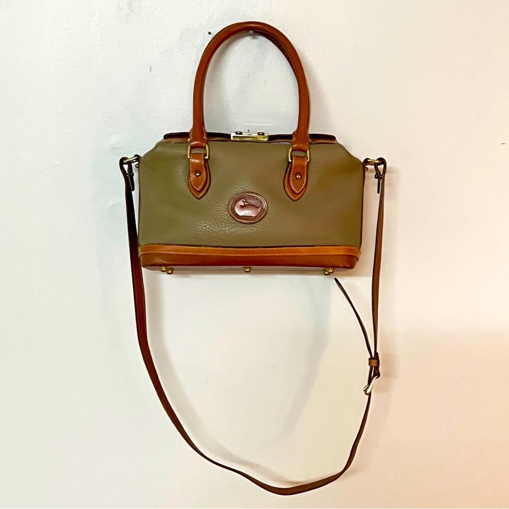 Dooney & Bourke Vintage AWL Leather Doctor’s Bag